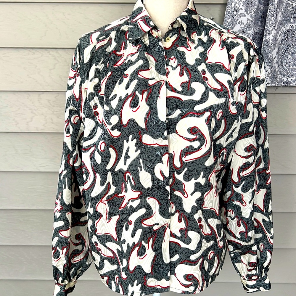 Vintage abstract button down blouse with puffy big sleeves!!